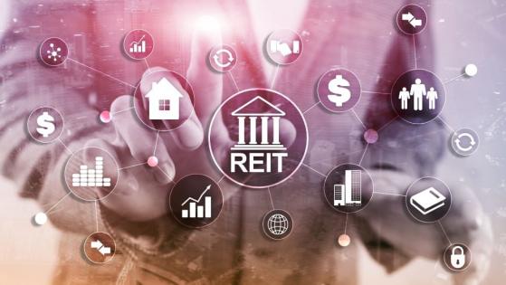 2 Top REITs to Build an Income Stream