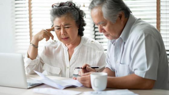 Elderly Couples: Should You Start the CPP Benefit Early?