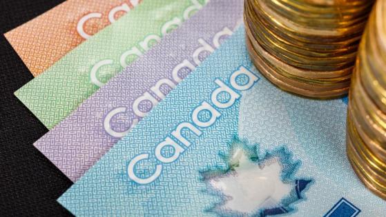 3 Top Canadian Dividend Stocks for Long-Term Investors