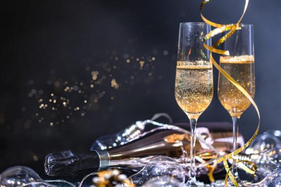 6 Budget-Friendly Ways to Celebrate New Year’s