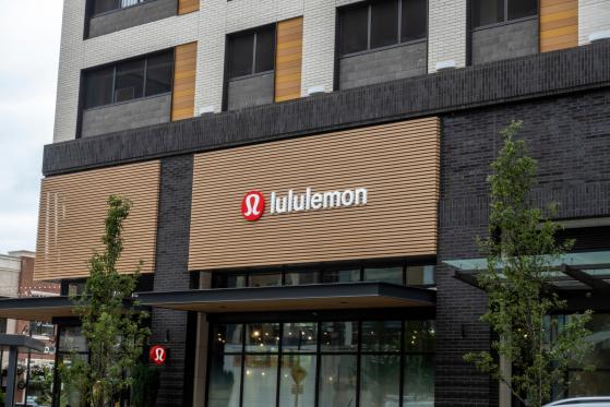 Lululemon stock price is falling apart; it could get worse