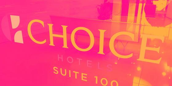 Choice Hotels (NYSE:CHH) Misses Q4 Revenue Estimates