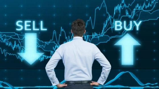 3 Stocks Under $5 to Buy in August 2021